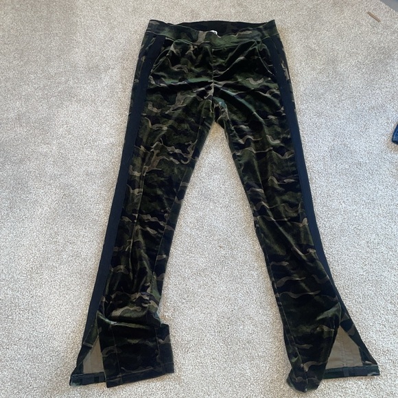 Pam and Gela CAMO side slit velvet velour track pants size small - Picture 4 of 7